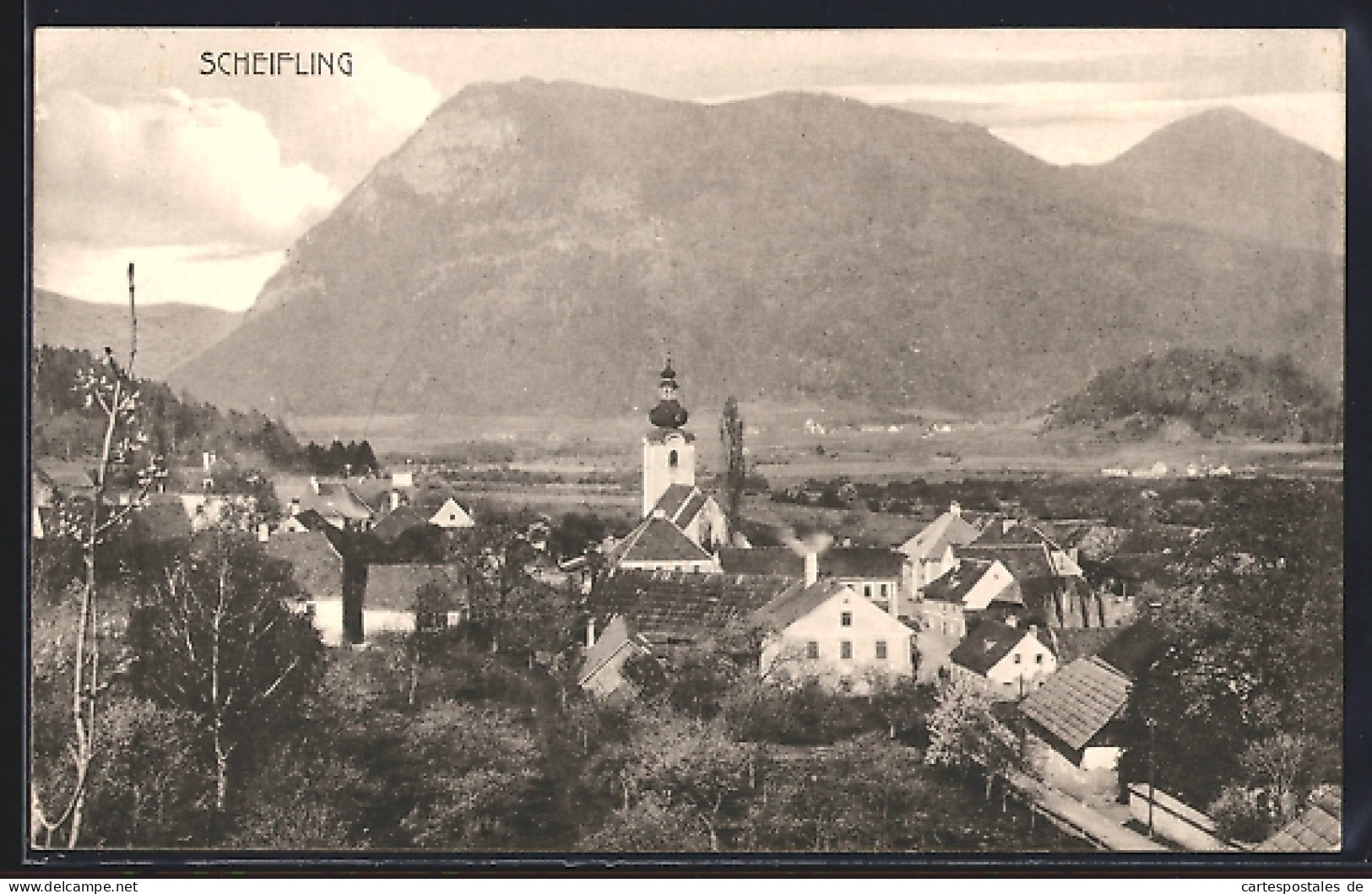 AK Scheifling, Ortsansicht mit Berghintergrund
