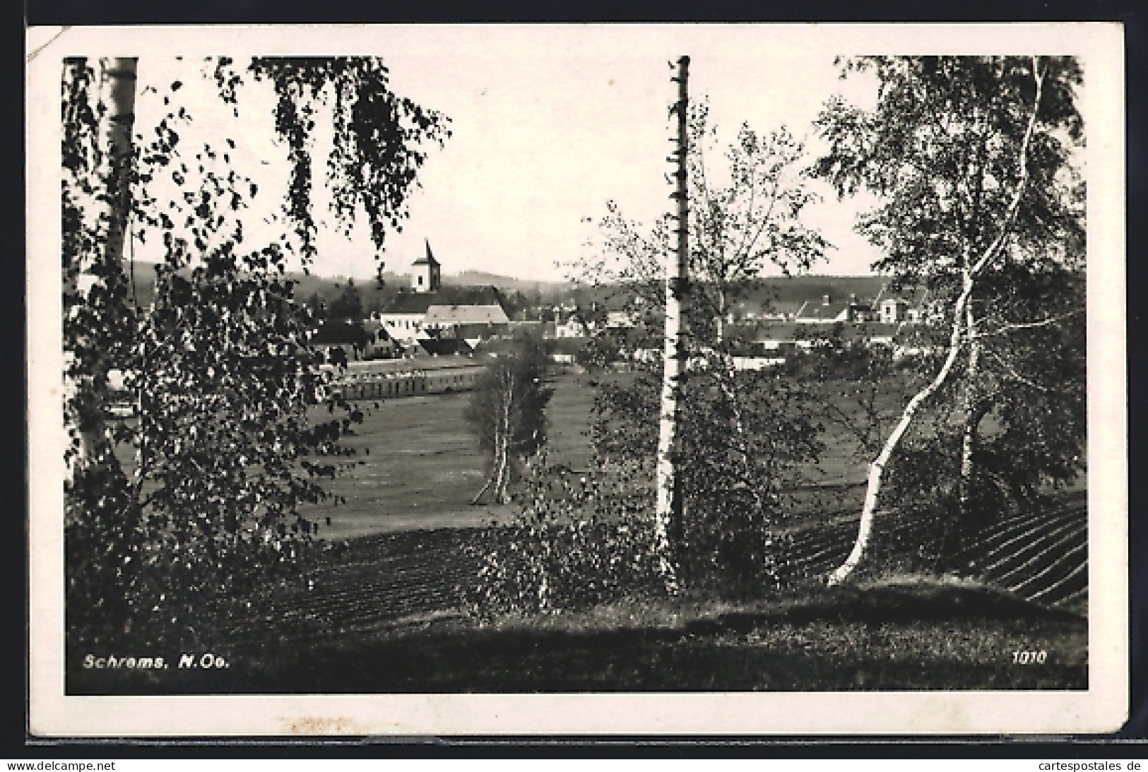 AK Schrems /N.-Oe., Teilansicht mit Kirche