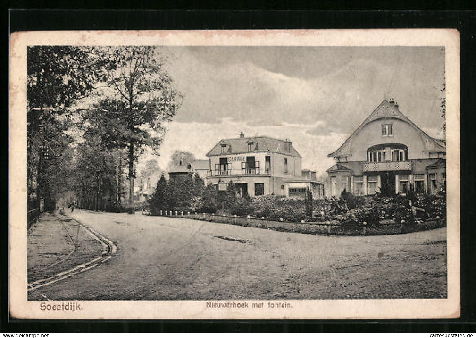 AK Soestdijk, Nieuwerhoek met fontein
