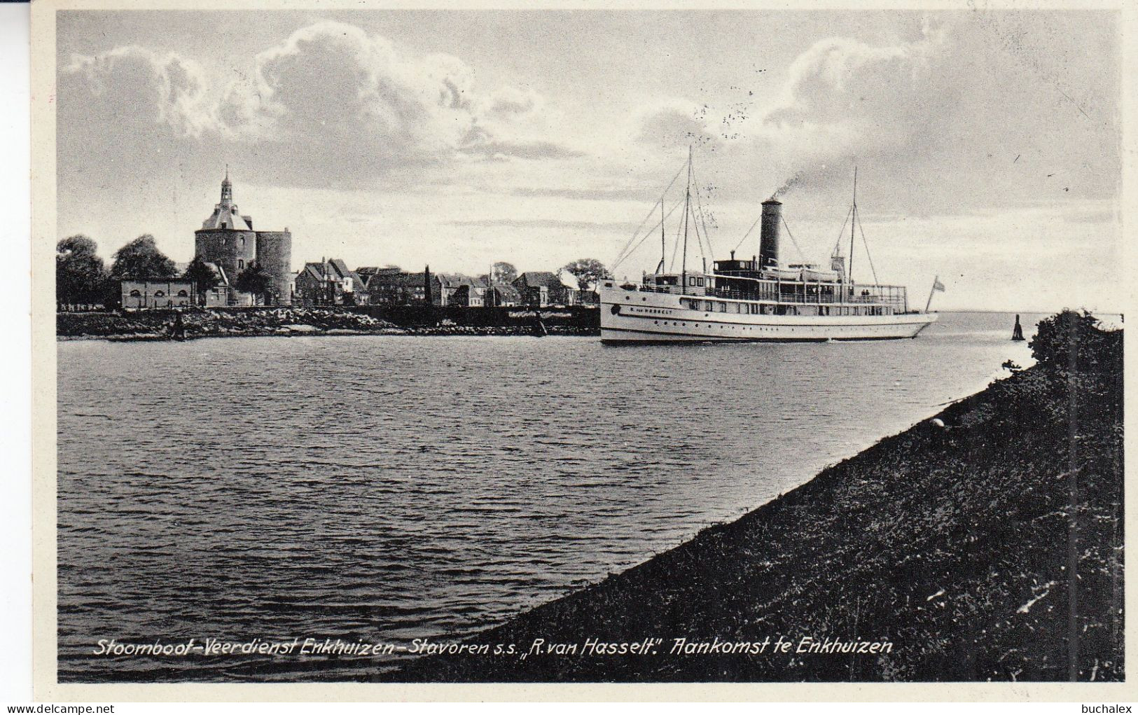 AK Stoomboot-Veerdienst Enkhuizen-Stavoren s.s. "R. van Hasselt" Aankomst te Enkhuizen - gelaufen