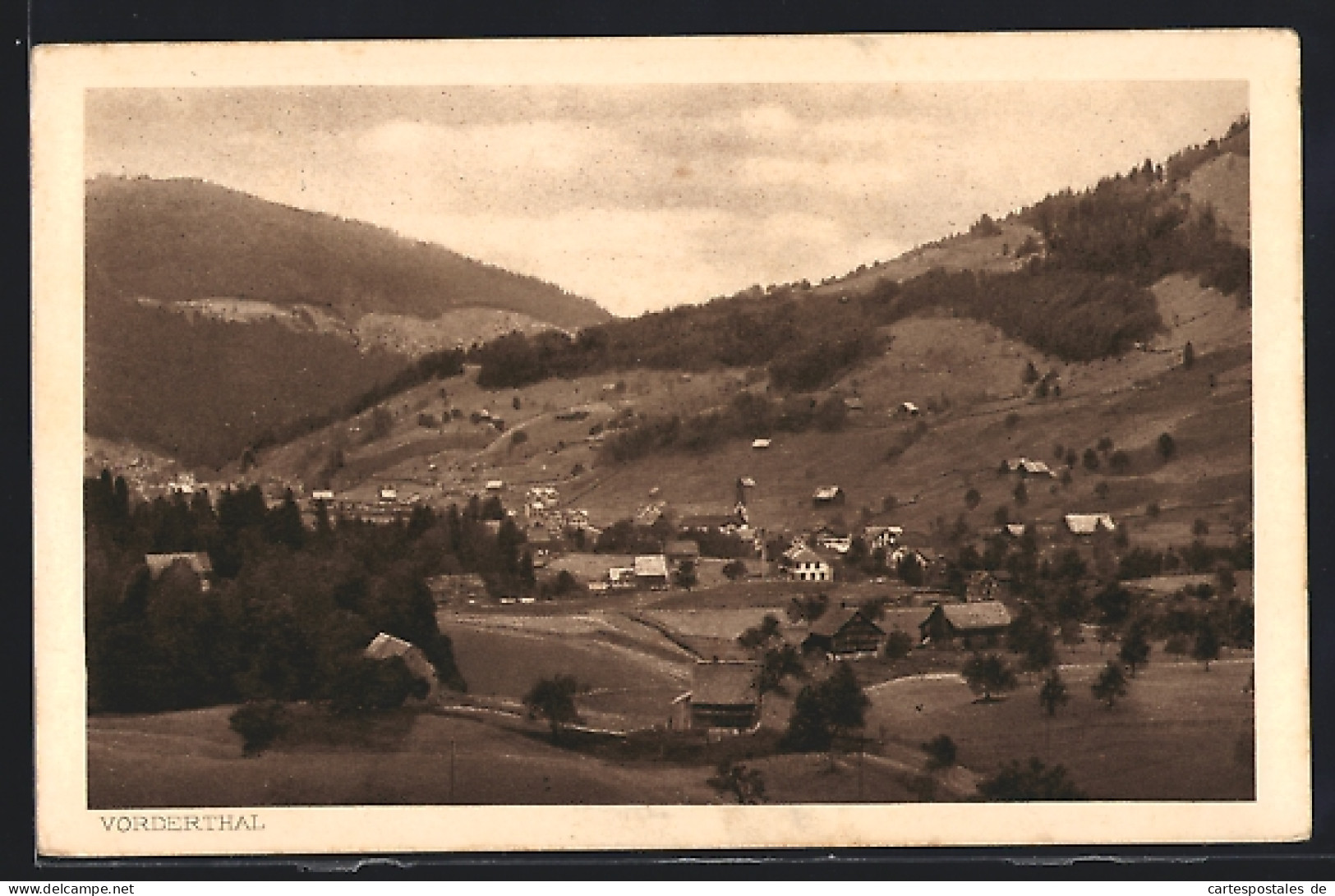AK Vorderthal, Panorama mit Kirche