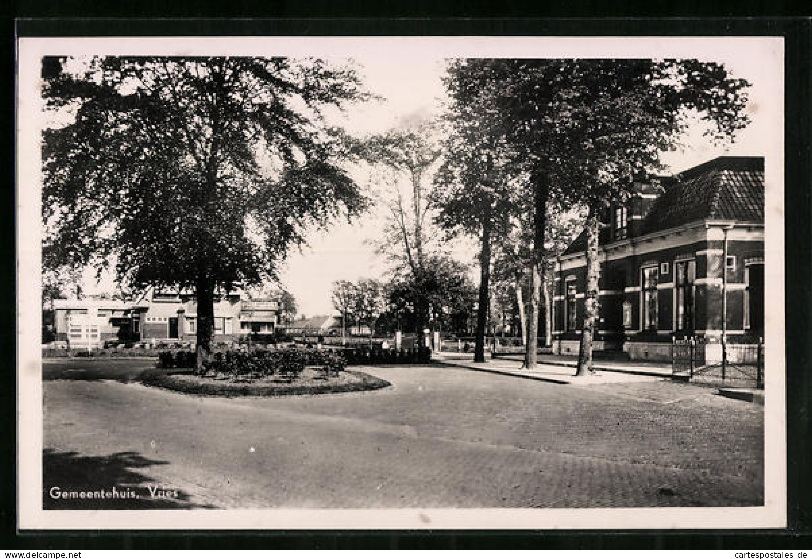 AK Vries, Gemeentehuis