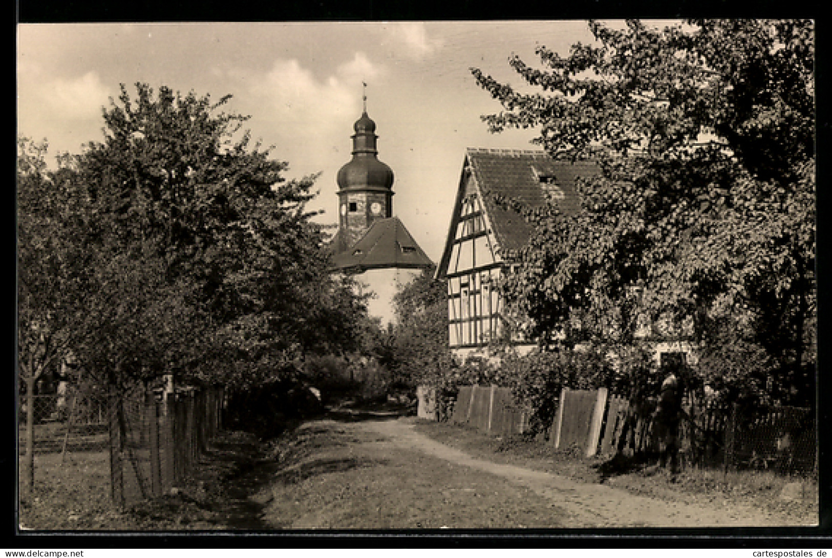 AK Weissbach /Schmölln, Kirche, Fachwerkhäuser, Dorfstrasse