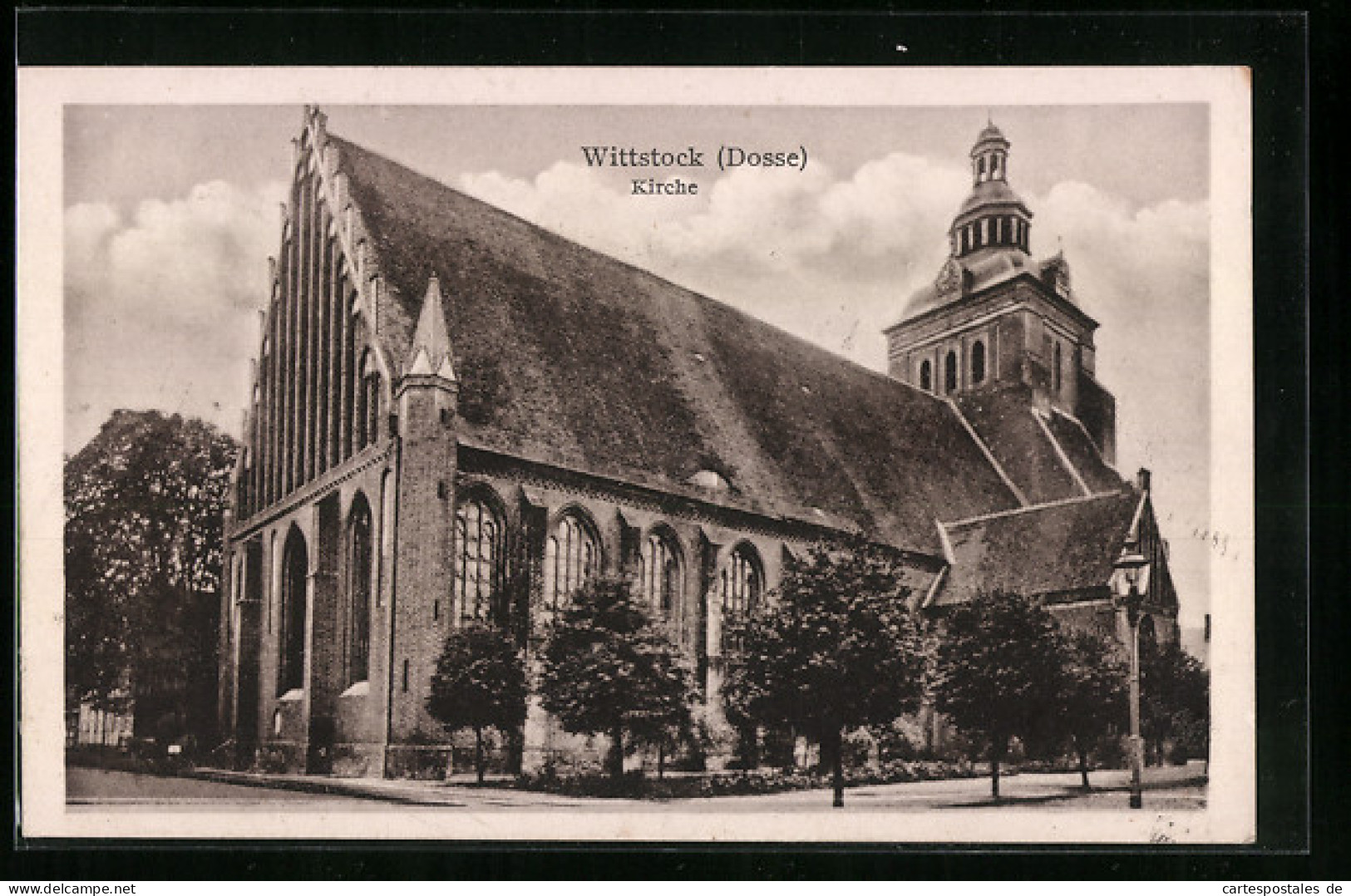 AK Wittstock /Dosse, Kirche, Strassenansicht