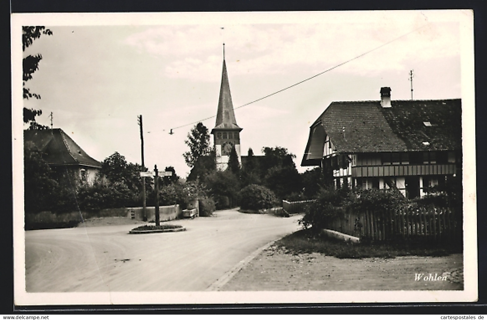 AK Wohlen /BE, Strassenpartie mit Kirche