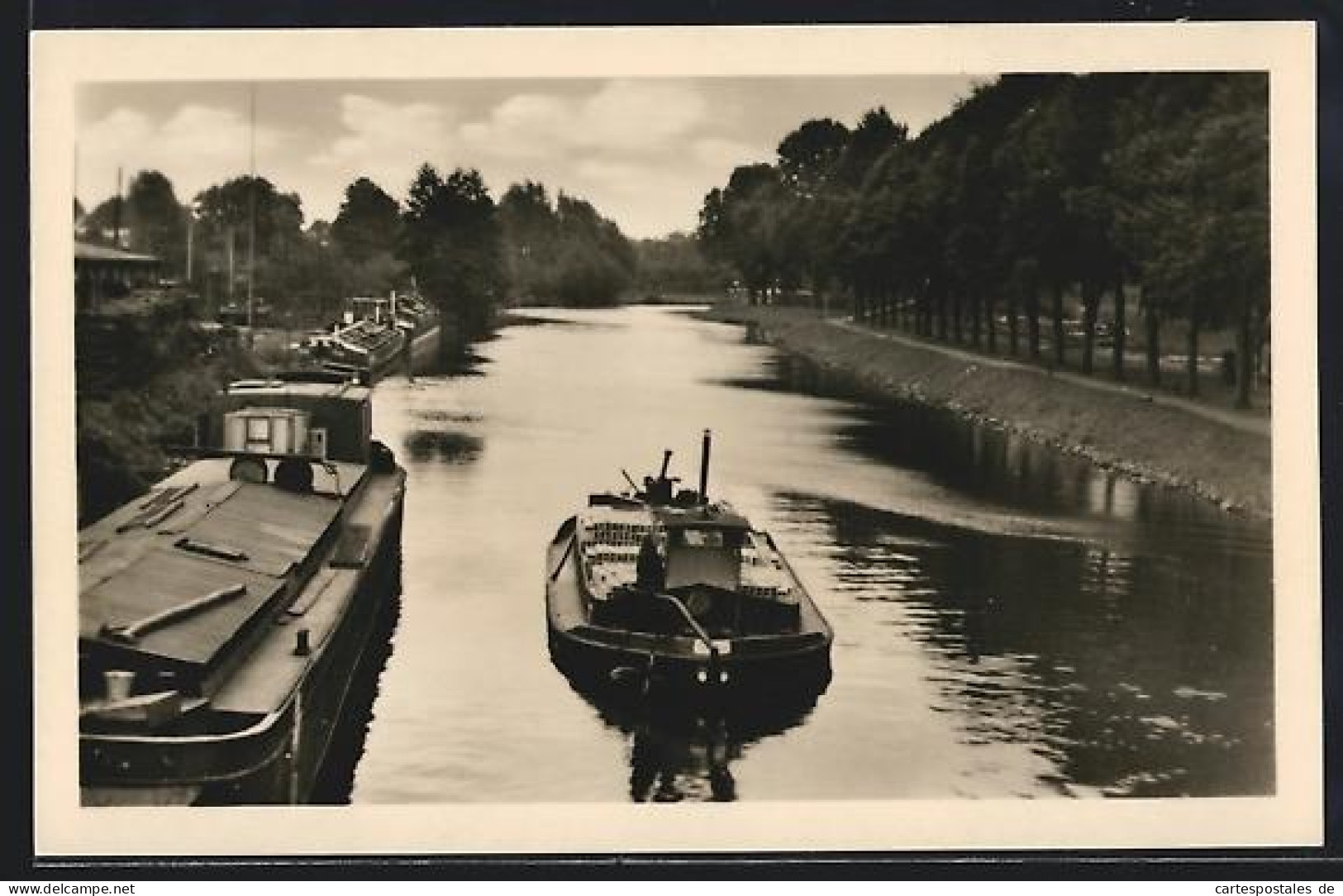 AK Zehdenick /Havel, Havelpartie mit Booten