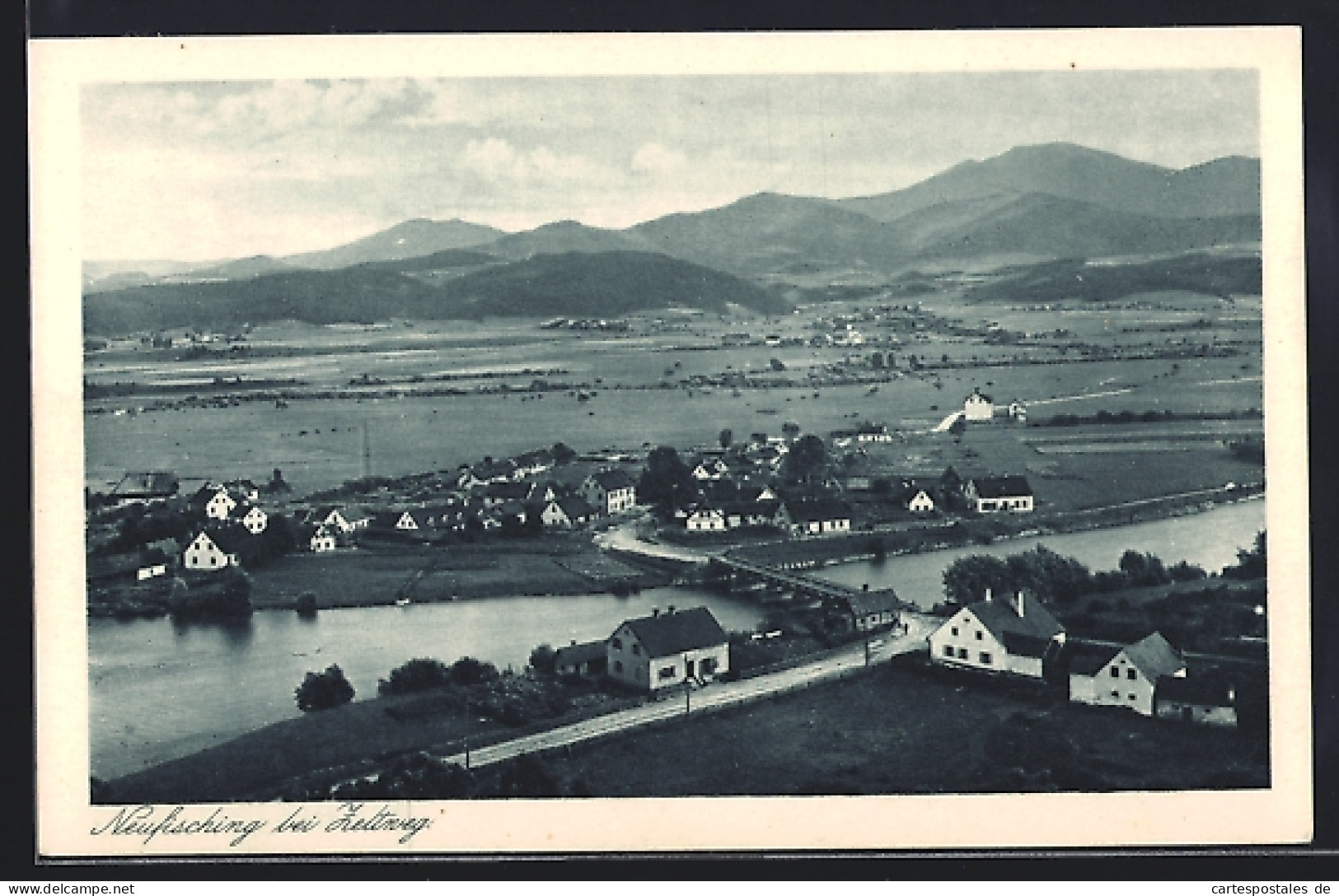 AK Zeltweg, Neufisching, Ortsansicht mit Fluss