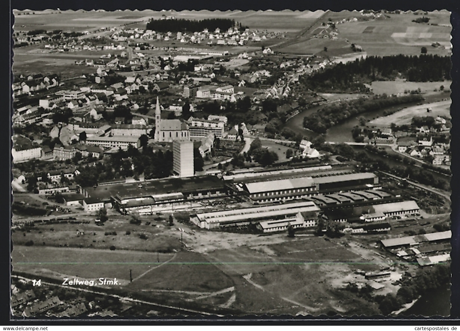 AK Zeltweg /Stmk., Teilansicht mit Kirche
