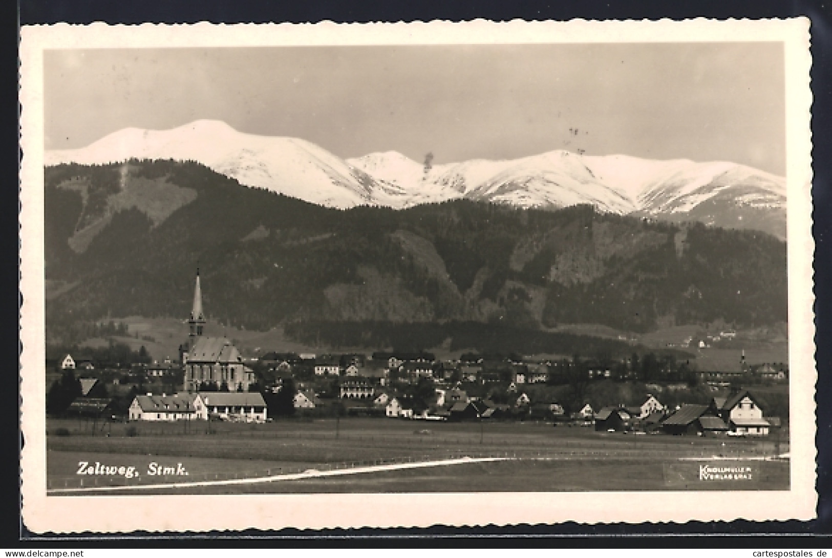 AK Zeltweg, Totalansicht mit Gebirge