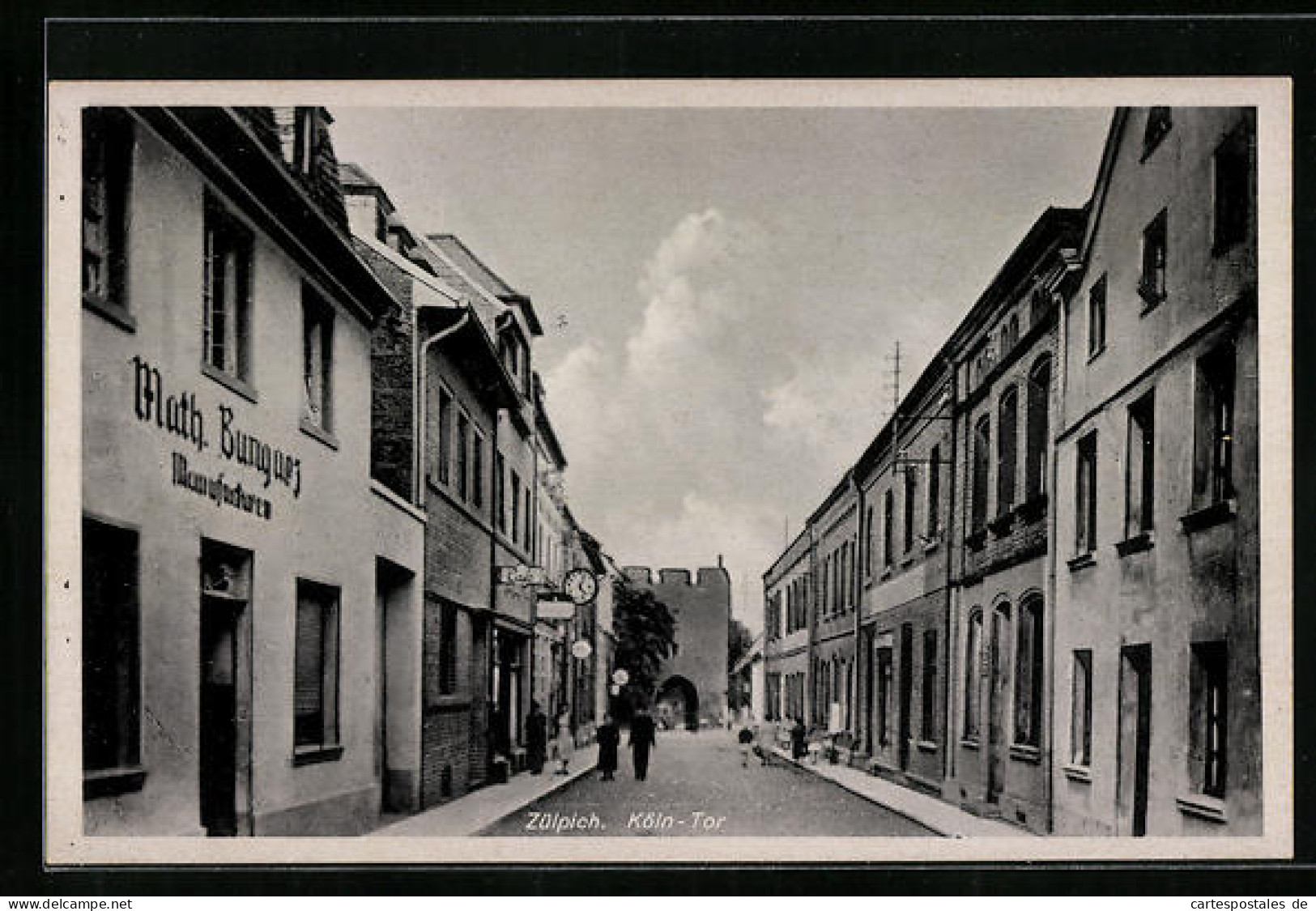 AK Zülpich, Strassenpartie mit direktem Blick zum Köln-Tor