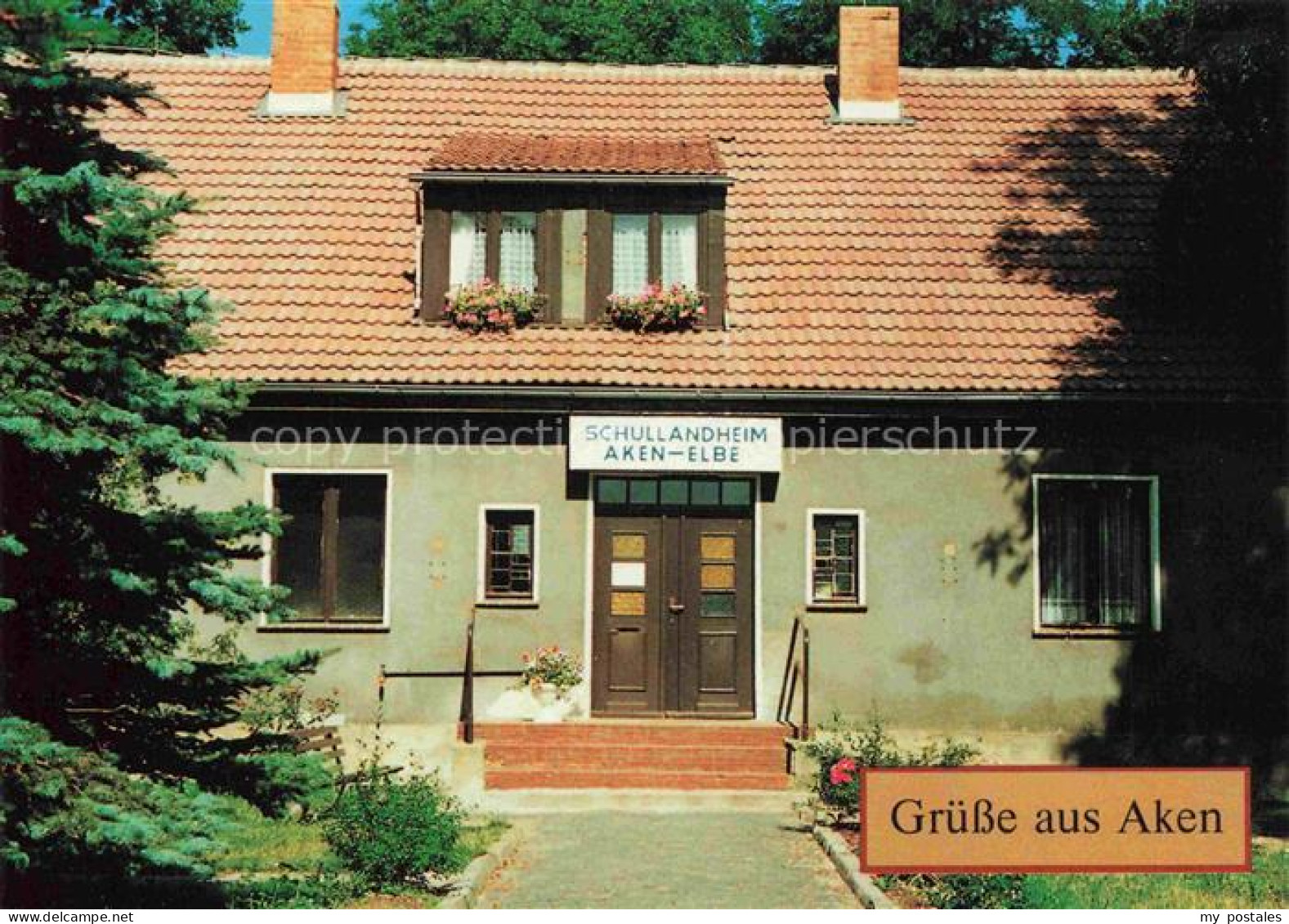 Aken Elbe Sachsen-Anhalt Schullandheim Aken-Elbe Eingangsportal Blumenkaesten Fa