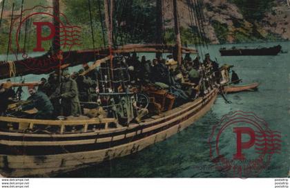 ALBANIA // ALBANIE. SHKODRA, ALBANIEN TRUPPENTRANSPORT UBER DEN SKALAVISEE