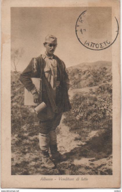 ALBANIE  VENDITORE DI LATTE