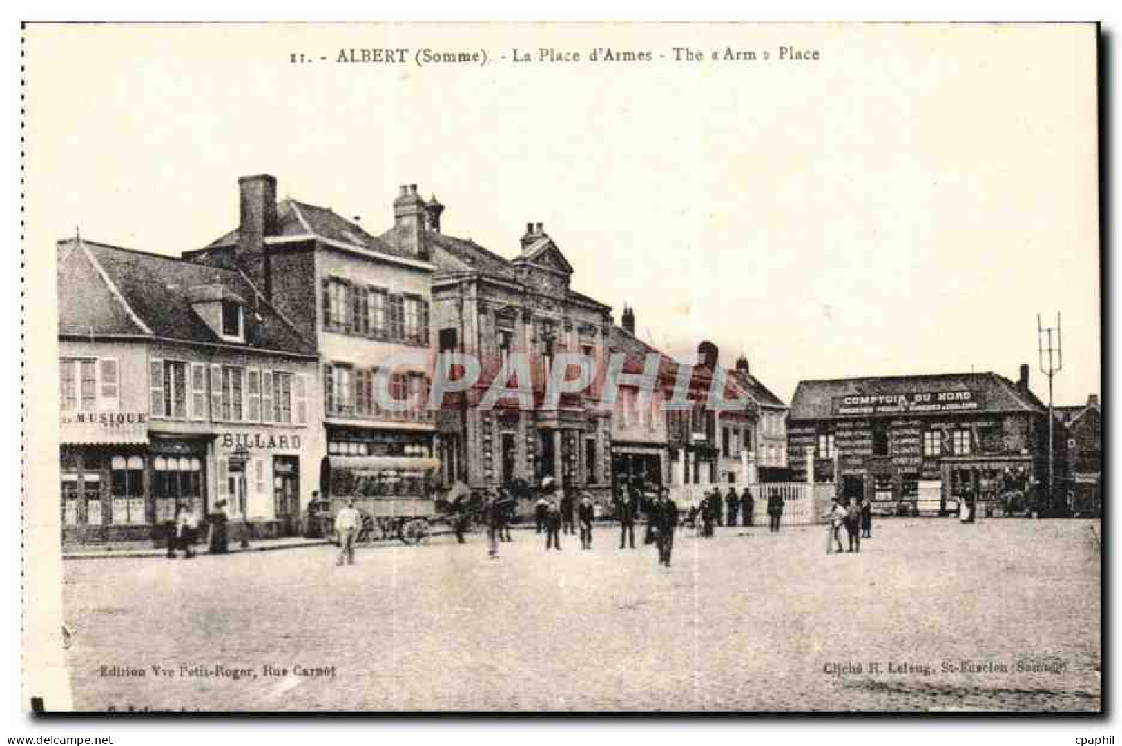 Albert - La Place d'Armes - CPA