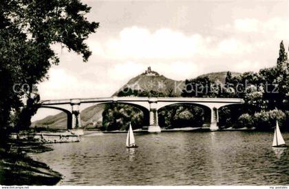 Bad Honnef Rhein Inselbruecke Honnef Grafenwerth Blick auf Drachenfels
