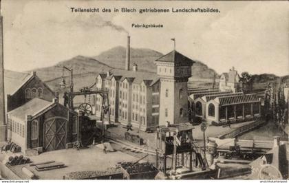 CPA Hirschlanden Ditzingen in Württemberg, Fabrikgebäude, in Blech getriebenes Landschaftsbild