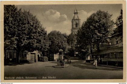 Buckow - Mark, am Markt