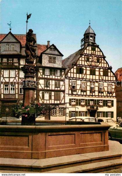 Butzbach Marktplatz Brunnen Fachwerkhaeuser