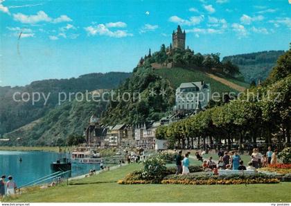 Cochem Mosel Moselufer mit Burg Cochem