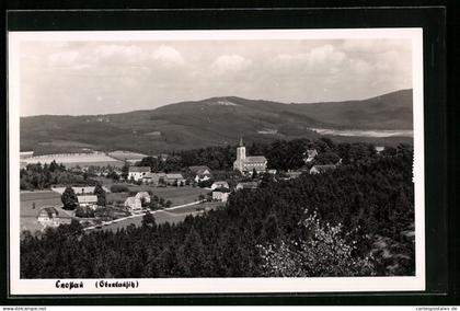 AK Crostau in der Oberlausitz, Talblick mit der Ortschaft und der Kirche