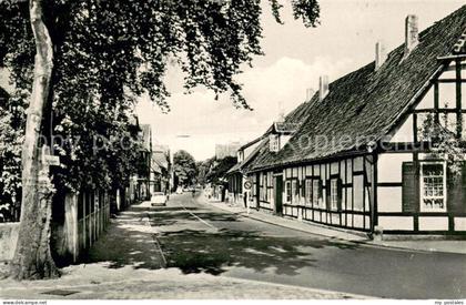 Oldendorf Preussisch Spiegelstrasse mit Fachwerkhaus