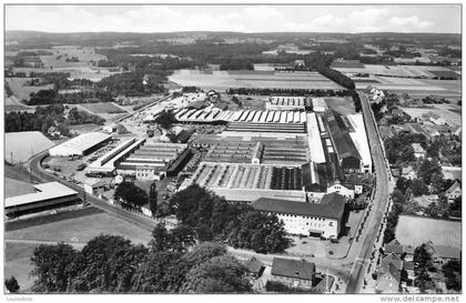 HARSEWINKEL USINE CLAAS MACHINES AGRICOLES MOISSONNEUSES
