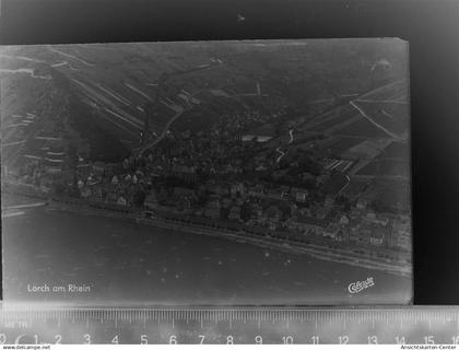 30061084 - Lorch , Rheingau