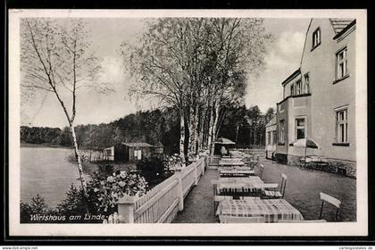 AK Linde bei Löwenberg, Wirtshaus am Linden-See, Blick auf die Terrasse