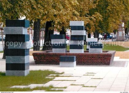 Luckenwalde Skulpturengruppe 9 aus 45 ehem Kariedelbrunnen