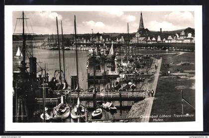 AK Lübeck-Travemünde, Hafenpartie