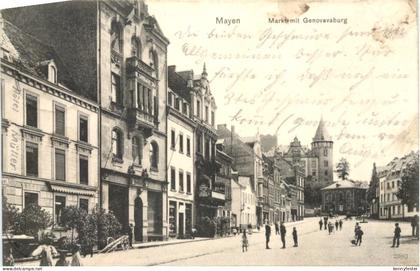Mayen - Markt mit Genovevaburg