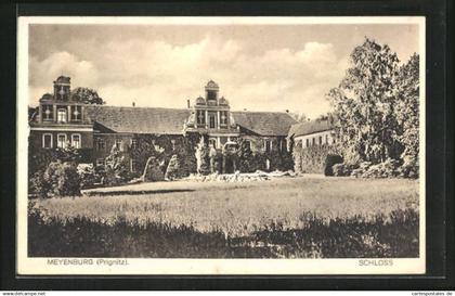 AK Meyenburg /Prignitz, Grünanlagen vor dem Schloss