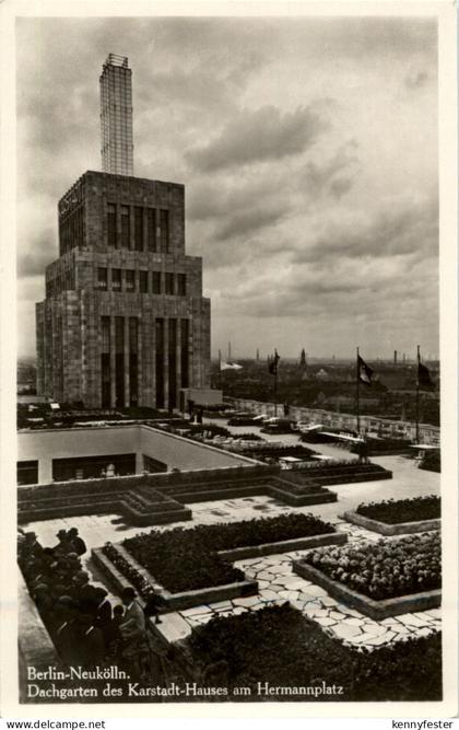 Berlin-Neukölln - Dachgarten des Karstadt Hauses