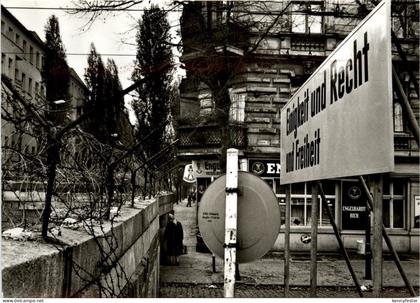 Sektorengrenze in Berlin Neukölln