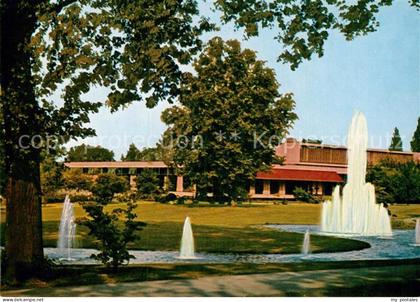 Neuss Stadthalle Springbrunnen