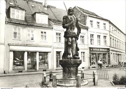 Perleberg Roland Statue