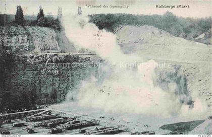 Kalkberge Mark Ruedersdorf Brandenburg Waehrend der Sprengung
