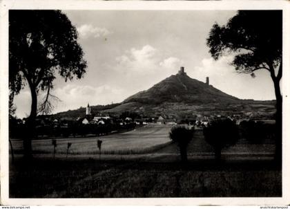 CPA Trebnitz Teuchern im Burgenlandkreis, Hasenburg, Hügel, Burgen, Landschaft