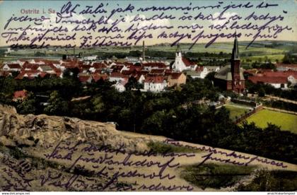 CPA Ostritz in der Oberlausitz, Blick auf Kirche, Häuser, Landschaft