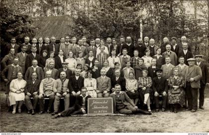 Photo CPA Johannisbad Schmeckwitz Räckelwitz Oberlausitz, Gruppenfoto