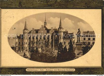 Waldenburg Sachsen Rathaus mit Bismarck-Denkmal