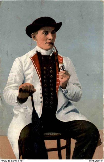 Schaumburg-Lippsche Landestrachten