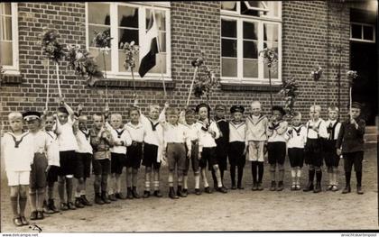 Photo CPA Garstedt Norderstedt in Schleswig Holstein, Schulklasse, Kinder