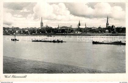 Wesel Rhein Rheinansicht Binnenschiffe