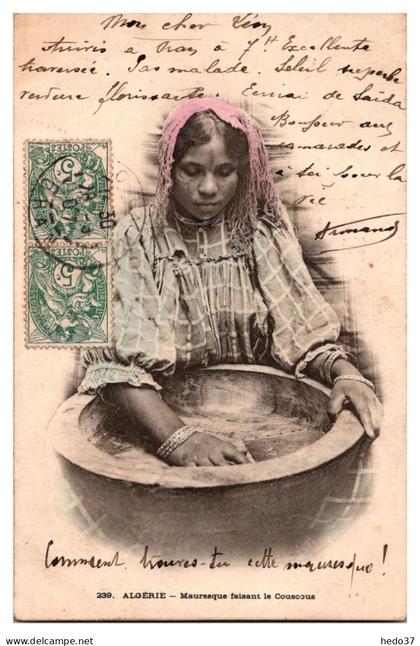 Algérie - Mauresque faisant le Couscous