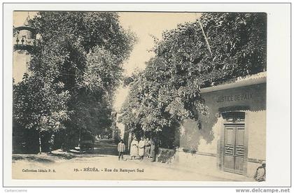 ALGERIE - MEDEA - JUSTICE