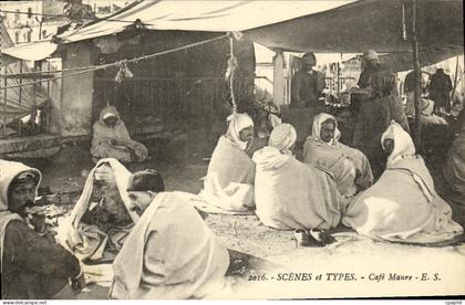 CPA Scenes et Types Cafe Maure