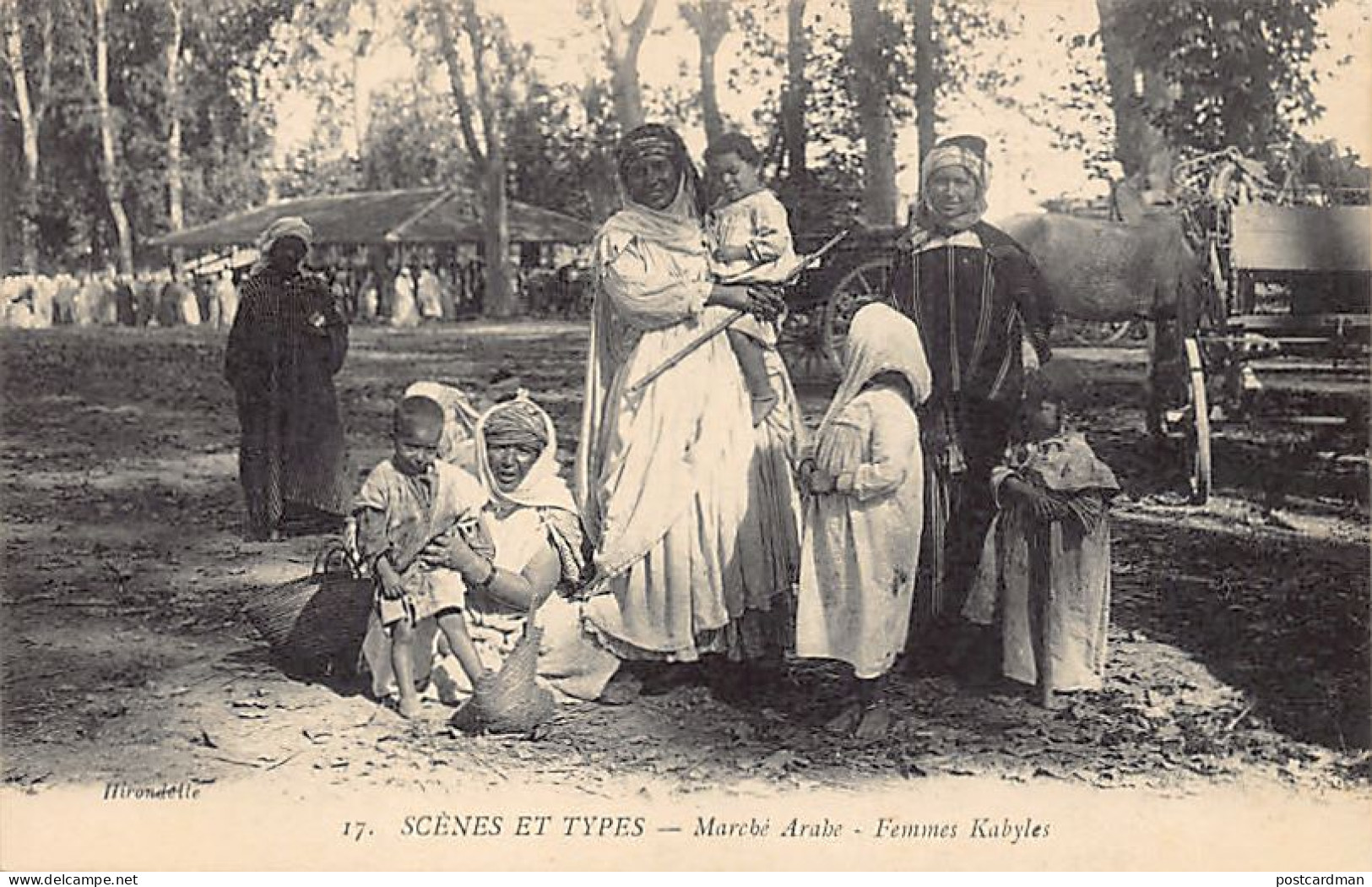 Algérie - Marché arabe - Femmes kabyles - Ed. Hirondelle 17