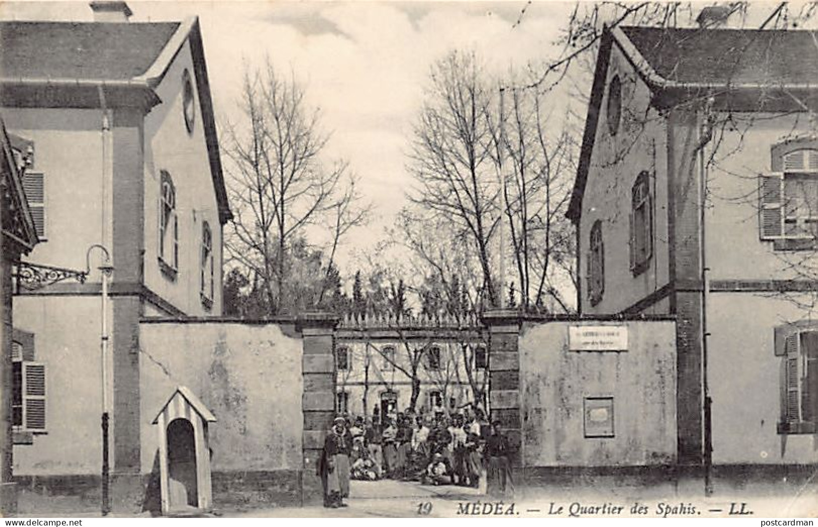 Algérie - MEDEA - Le quartier des Spahis