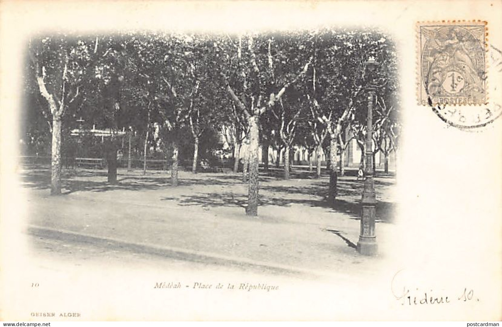 Algérie - MEDEA - Place de la République